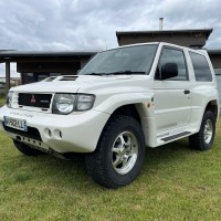 Mitsubishi Pajero Evolution