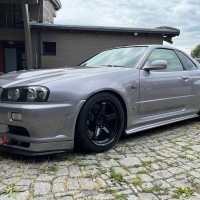 Nissan Skyline R34 GTR
